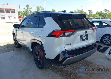2021 Toyota Rav4 Hybrid Xse z USA, uszkodzony, nr VIN 2T3E6RFV9MW019837